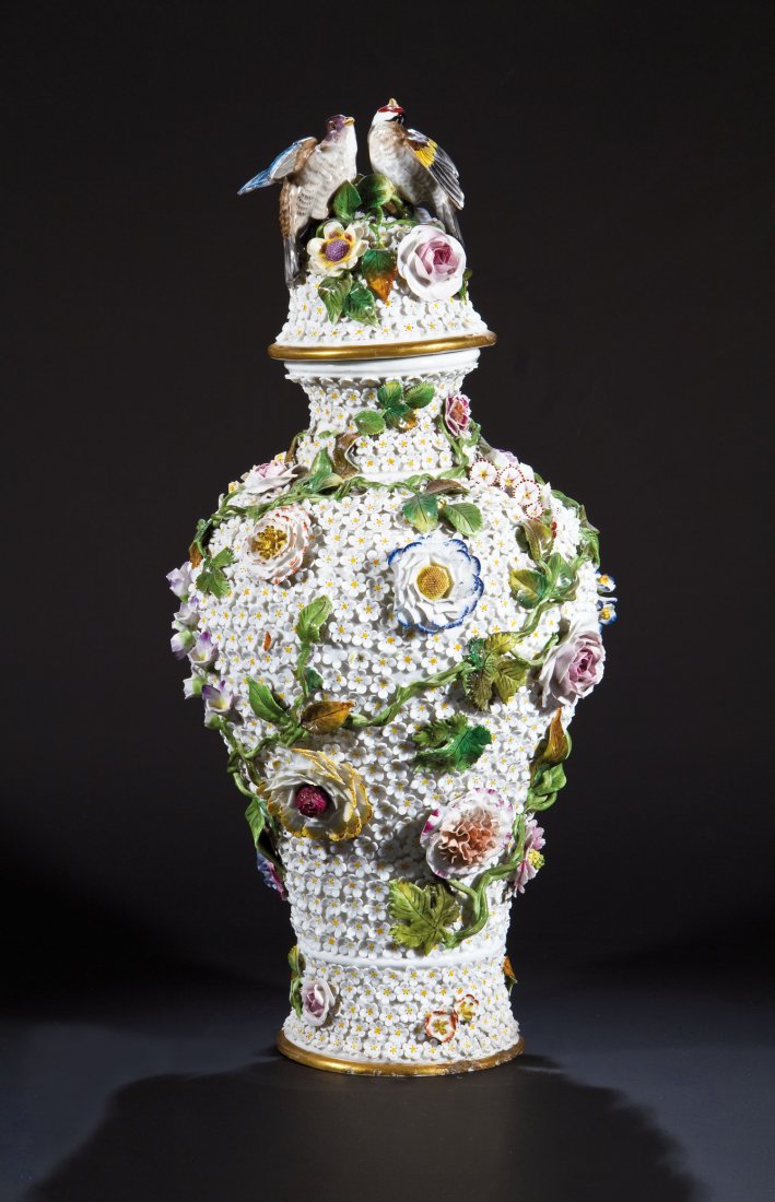 Grosse Schneeballenvase mit Deckel (1 of 1)