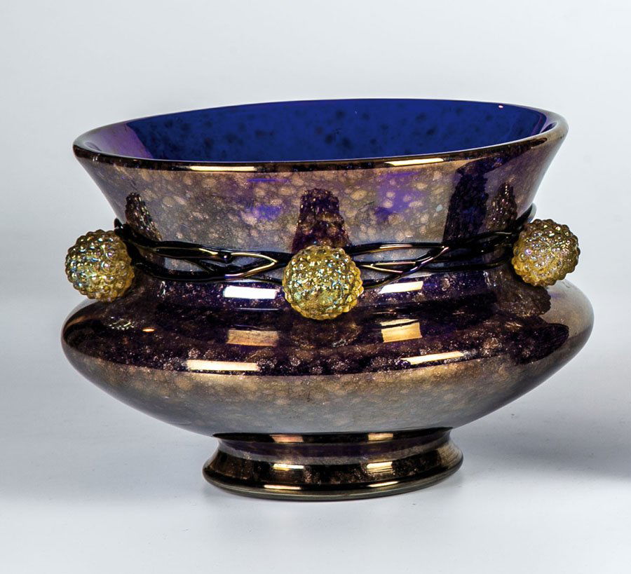 Vase mit Brombeerdekor ''Blau Ausf. 136'' (1 of 1)