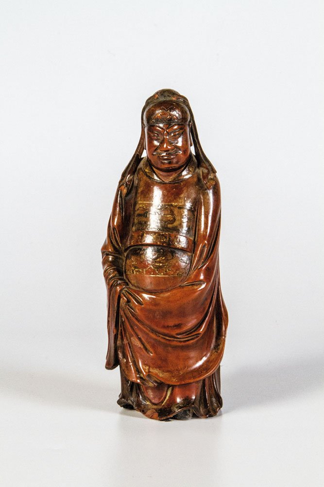 Feine Schnitzerei eines Gelehrten (1 of 1)