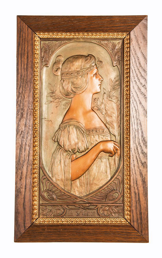 Jugendstilplakette ''La Science'': German: Jugendstilplakette ''La Science'' Constantin Höland (1890-1910) Bronze, braun patiniert. Reliefdekor: Brustbildnis einer nach links gewandten Damen umgeben von Blüten. Bez. ''C. Höland Rec.