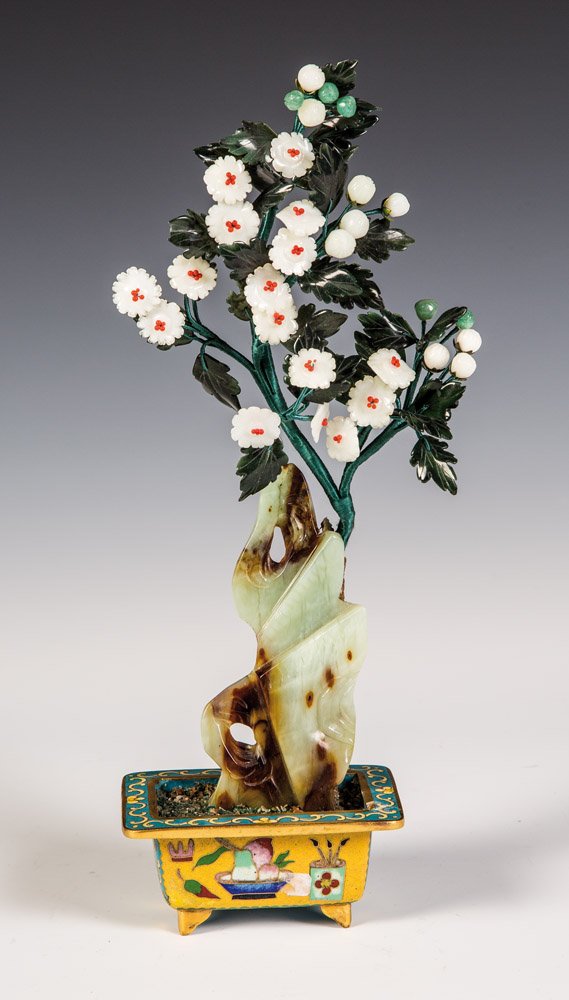 Blütenzweig in Cloisonné-Email Vase (1 of 1)