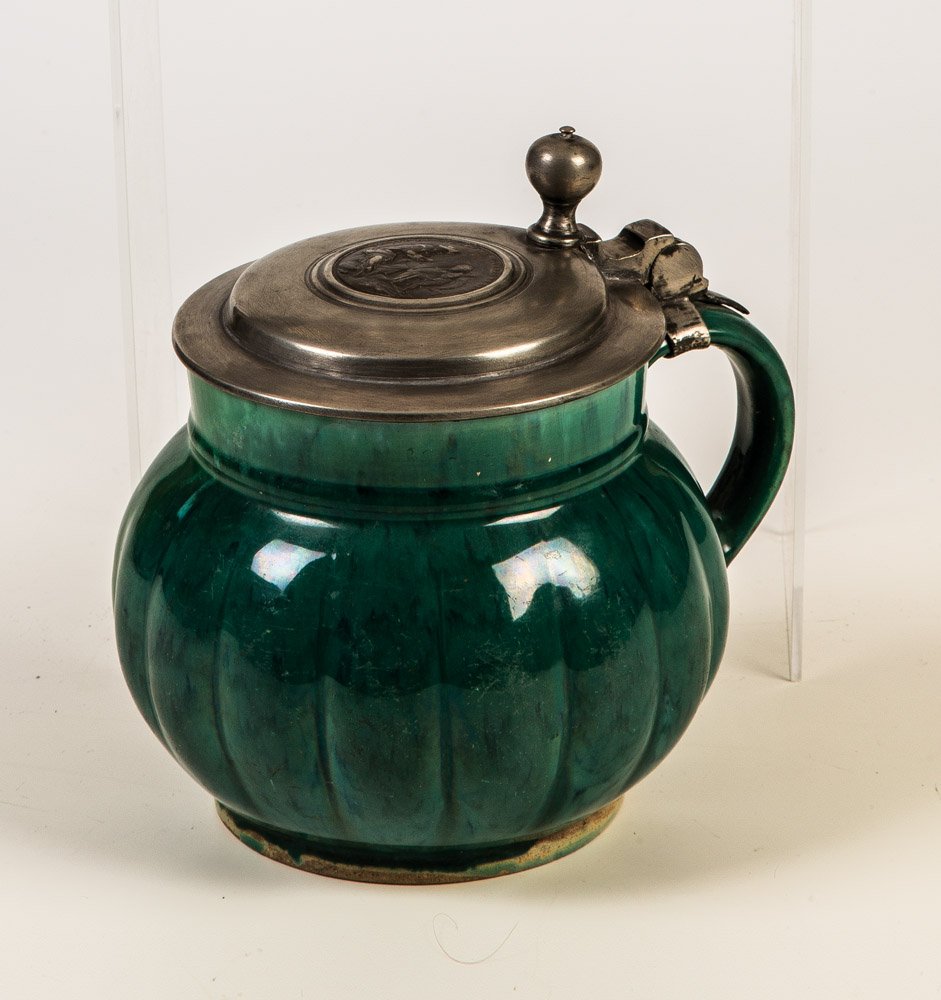 Kugelbauchkrug mit Zinndeckel (1 of 1)