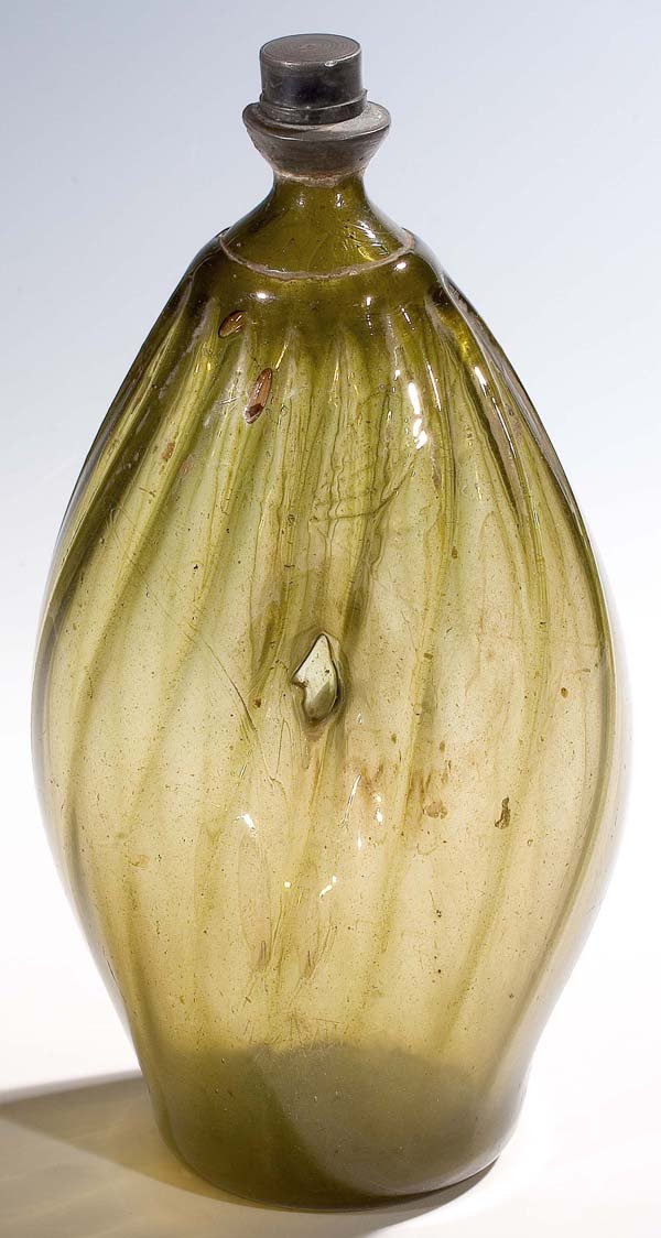 Nabelflasche mit Zinnschraubverschluß