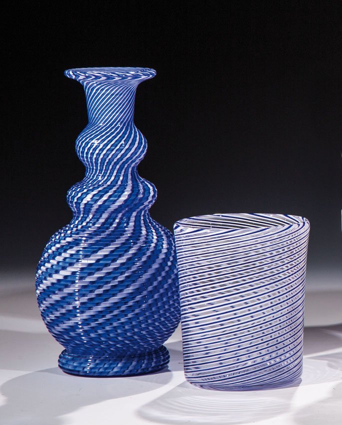 Zylinderbecher und Flasche (1 of 1)