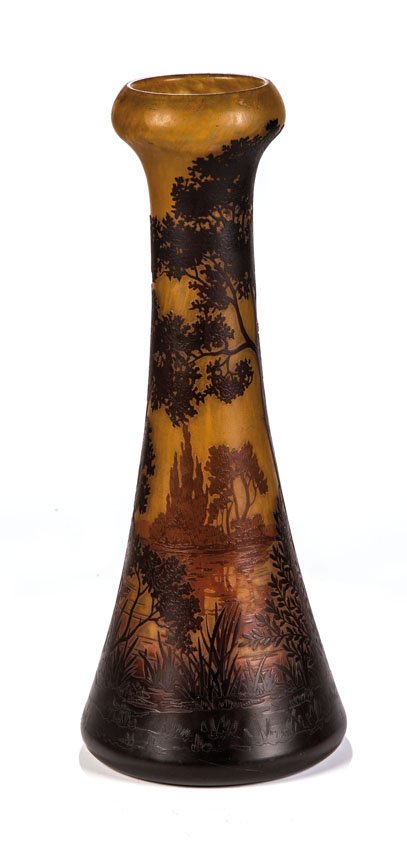 Vase mit Flußlandschaft (1 of 1)