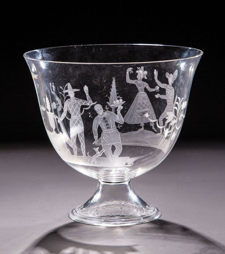 Fußvase mit Gauklern (1 of 1)