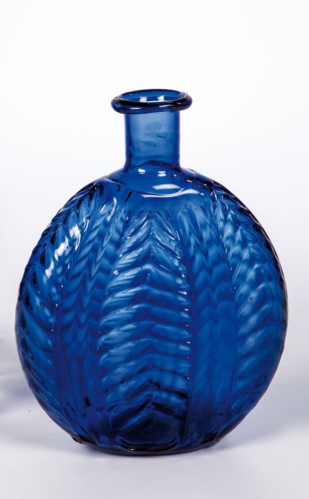 Taschenflasche aus kobaltblauem Glas (1 of 1)