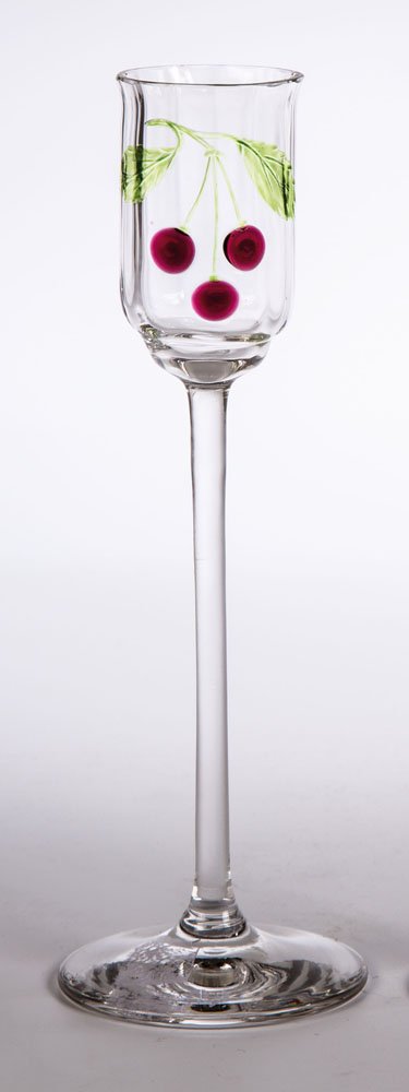 Seltenes Likörglas mit Kirschzweig (1 of 1)
