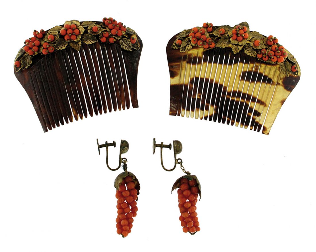 Schmuckkonvolut mit Korallen (1 of 1)