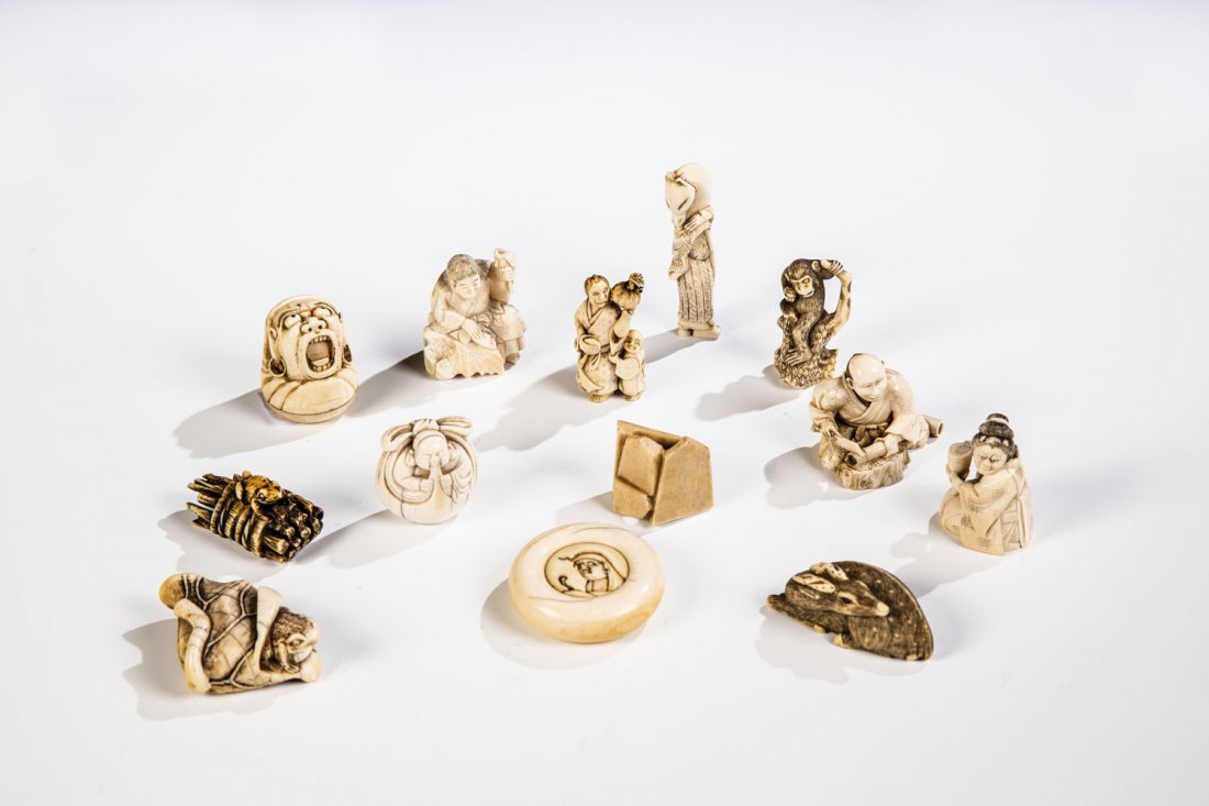 Konvolut 13 Netsuke (1 of 1)