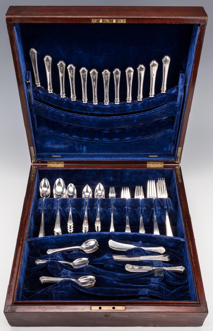 Towle Lady Mary Pattern Sterling Flatware, 132 pcs (1 of 11)
