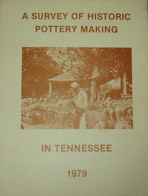 Middle Tennessee stoneware jar, signed G W Dunn - 7