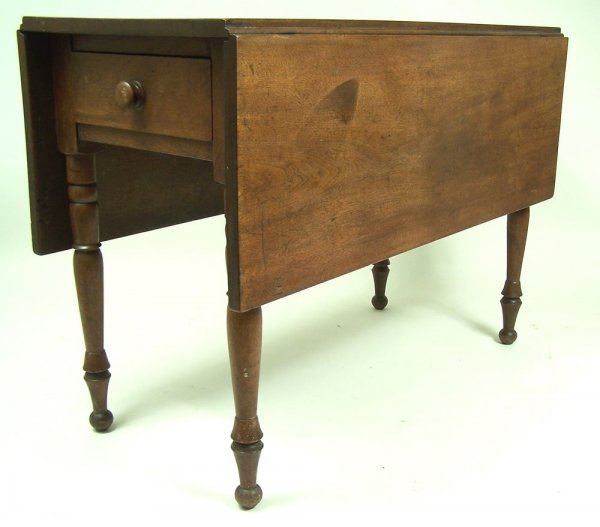 Kentucky drop leaf table with drawer