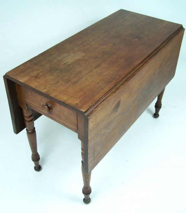 Kentucky drop leaf table with drawer - 2