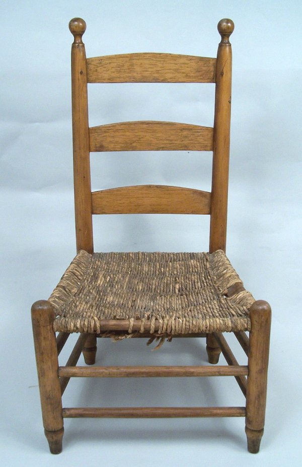 Kentucky ladderback child's chair, turned finials