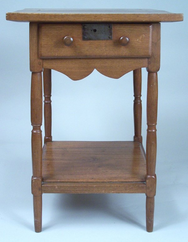 East Tennessee one drawer table with lower shelf - 2