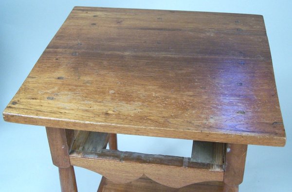 East Tennessee one drawer table with lower shelf - 4