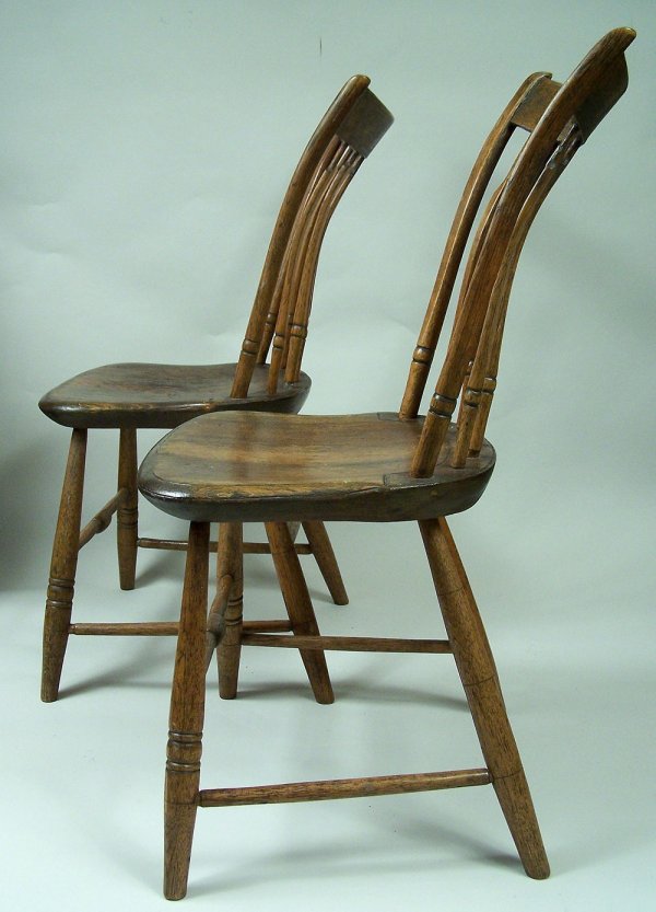 Pair of early Tennessee windsor chairs - 2
