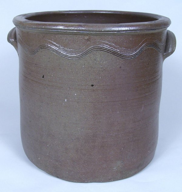 East Tennessee stoneware crock, attrib. Decker