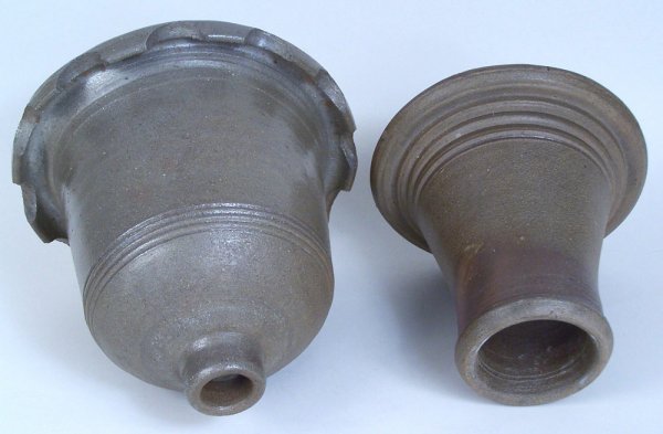 Large and scarce Middle Tennessee pottery urn - 3