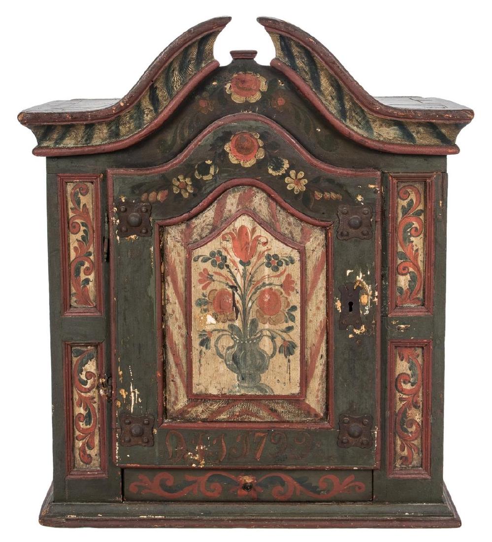 Painted Pine Hanging Cabinet (1 of 13)