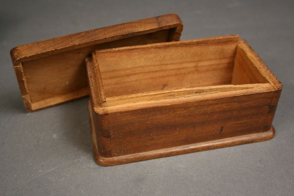 Folk art carved boxes and mirror - 6