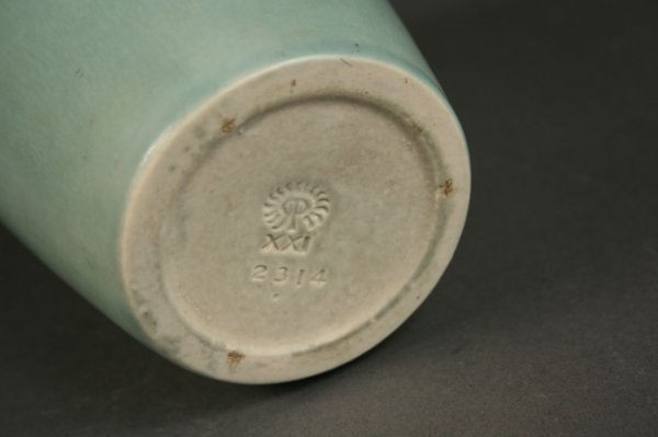Rookwood Raven pottery vase - 3