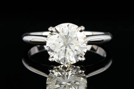 Ladies 2.93 ct. Round Brilliant Diamond Ring