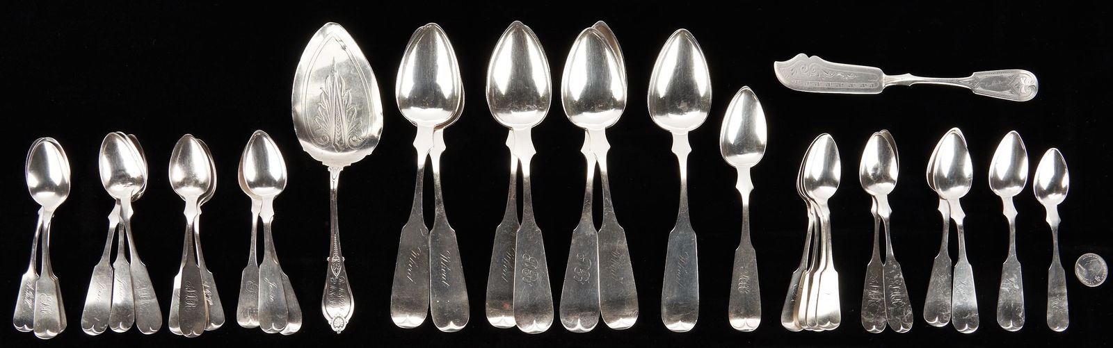 32 Pcs. Louisville KY Coin Silver Flatware, C.P. Barnes (1 of 10)
