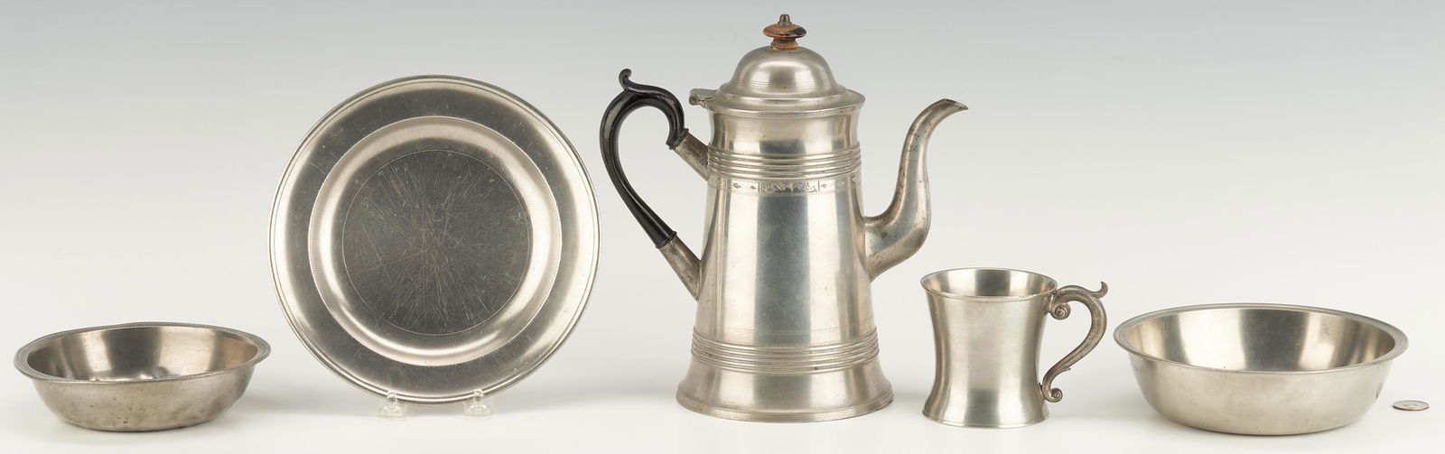 5 American Pewter Items, incl. Israel Trask Coffeepot (1 of 12)