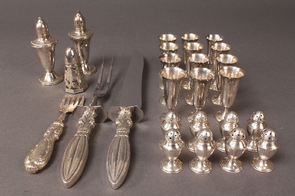Lot of Sterling Table items inc. cordials: Lot of Sterling Silver Items, 26 pcs total. 1st item: Set of Twelve Sterling Silver Cordials by Gorham, overall excellent condition with normal wear, 2 3/4" H x 1 1/4" D, 20th century, 8.045 troy ounc