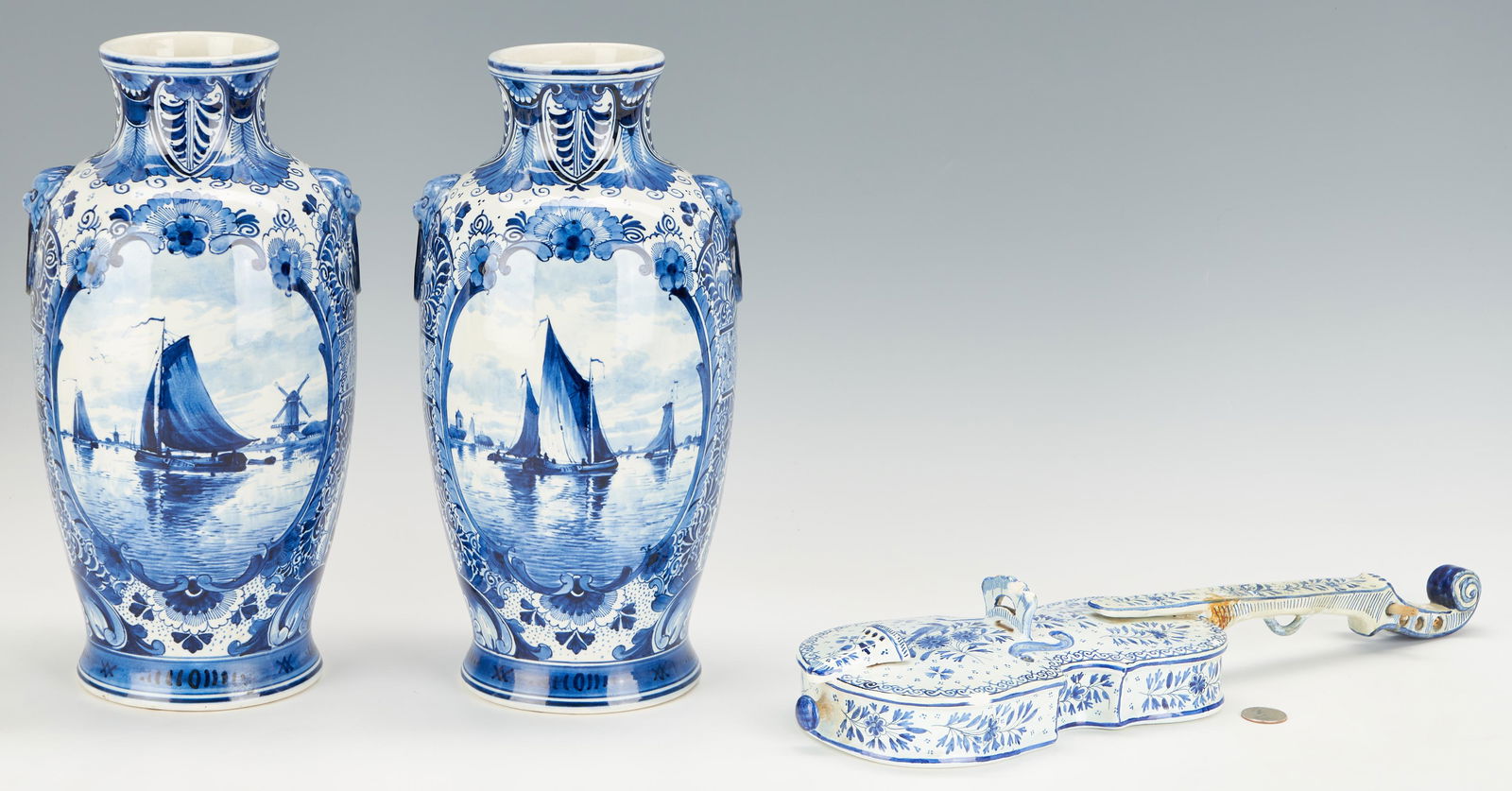 3 Delft Items, incl. Violin and 2 Vases (1 of 20)
