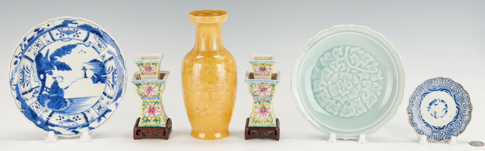 6 Pcs. Asian Porcelain, incl. Yellow-Ground (1 of 16)