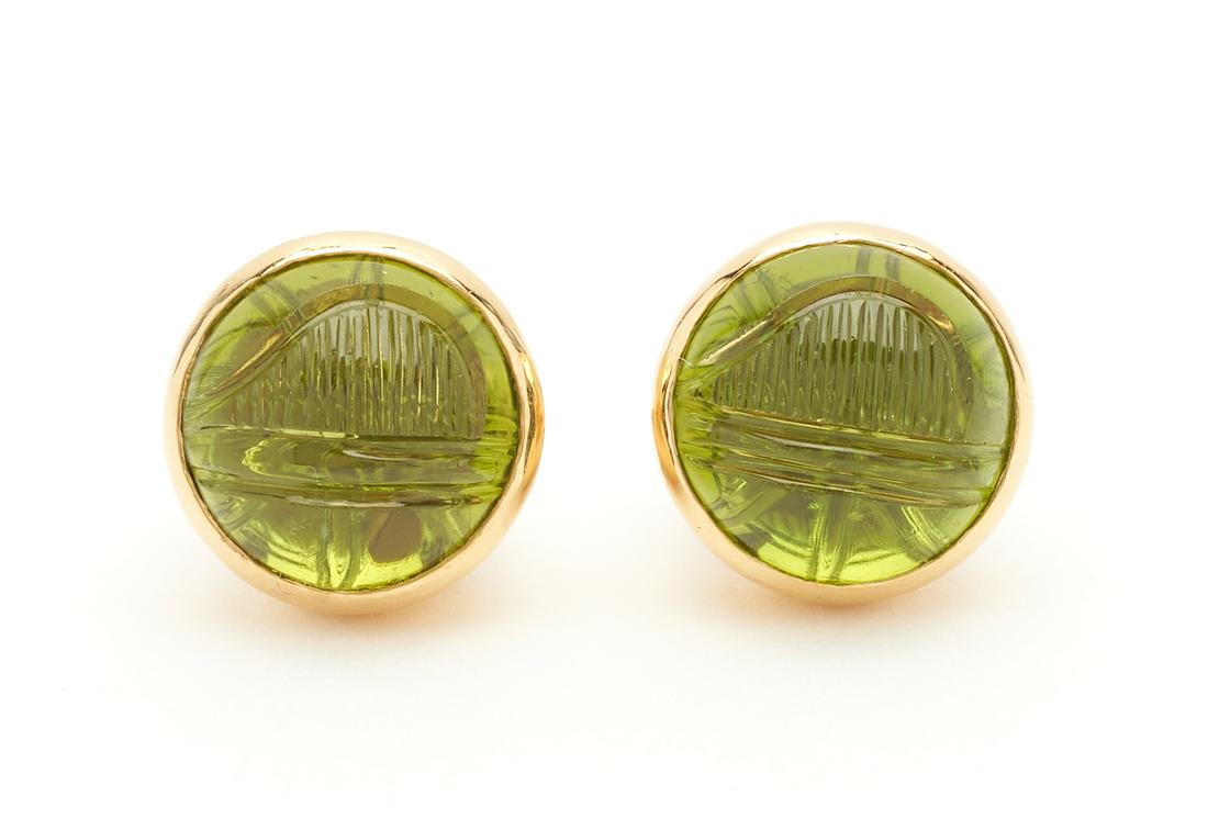 Pair Ladies Peridot & Gold Earrings (1 of 7)