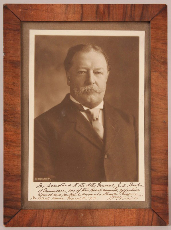 Signed photo of President William Taft, 1913: President William Howard Taft (1857-1930) signed photograph. Taft was the twenty-seventh President of the United States (1909-13) and chief justice of US Supreme Court (1921-30). He was also Theodore