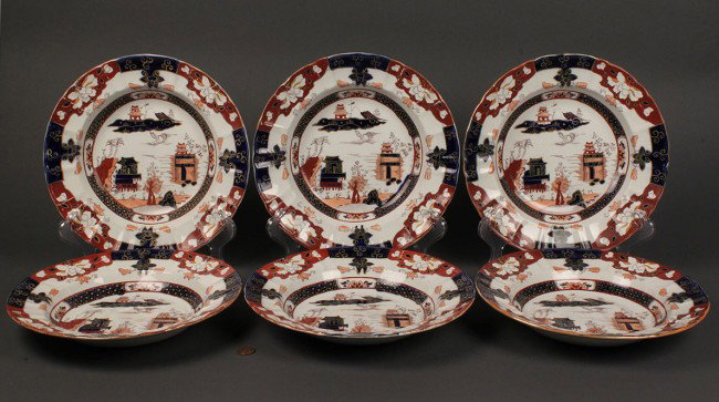 Set of 6 Mason's Ironstone Bowls, Imari pattern: Set of six Mason's Ironstone bowls with scalloped rims, Imari pattern. Each marked "Mason's Patent Ironstone China". Overall very good condition with general wear. 10 1/4" dia. Mid 19th century. Prove