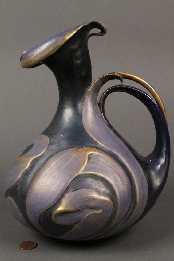 Turn Teplitz Amphora Art Nouveau pitcher: Art Nouveau ceramic jack-in-the-pulpit form pitcher, iridescent purple glaze with gilt highlights, marked on underside Turn Teplitz Bohemia, RStK Made in Austria (for Riessner, Stellmacher & Kessel, m