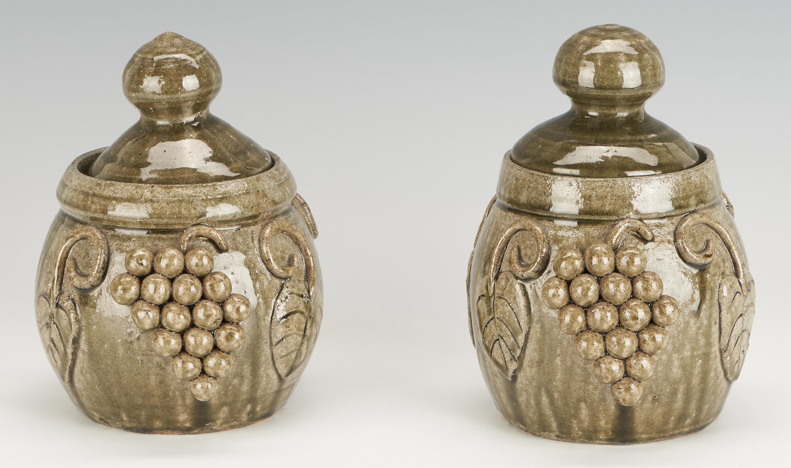Pair of Edwin Meaders Covered "Grape" Jars (1 of 9)
