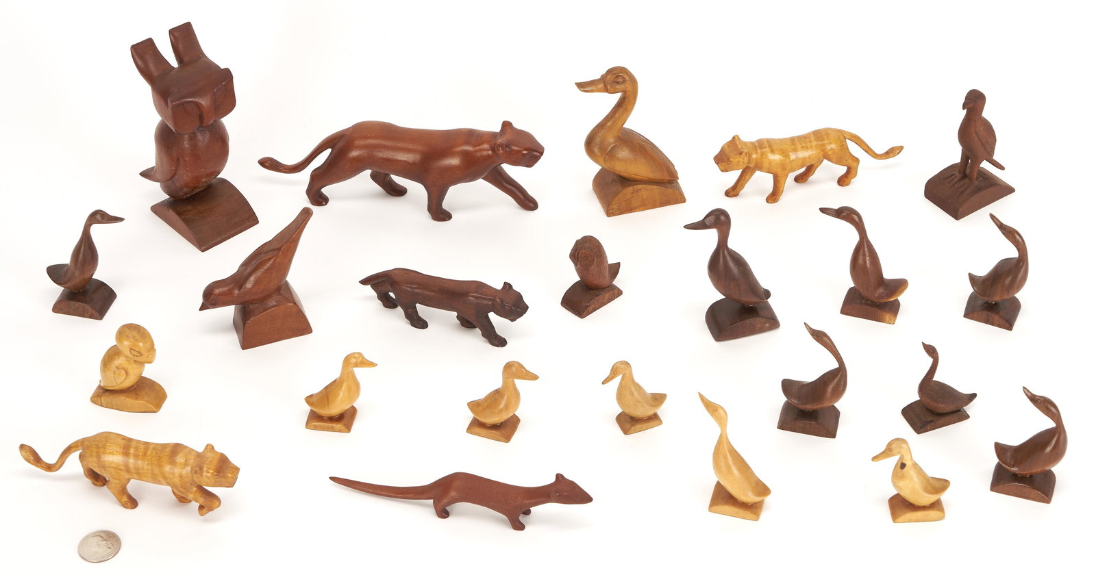 Twenty Three (23) Cherokee Animal Wood Carvings (1 of 20)