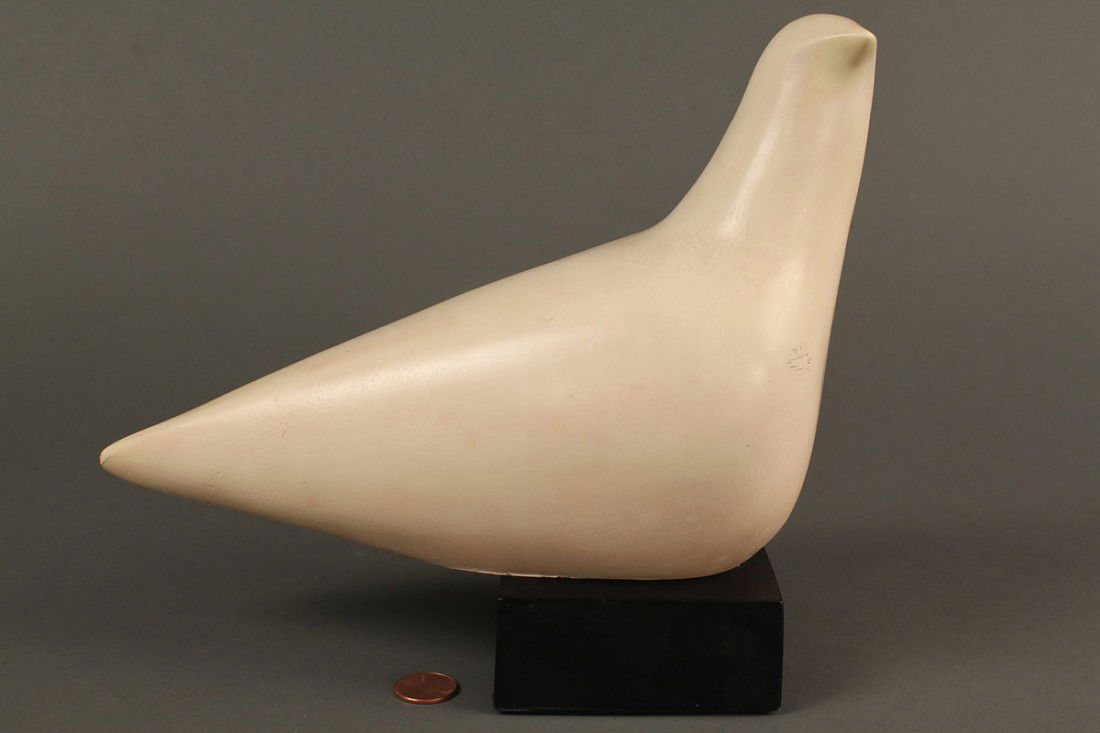 Cleo Hartwig Plaster dove sculpture: Cleo Hartwig (American, 1911-1988) plaster dove, signed C. Hartwig. 7 3/4" H x 9" W x 4" D. Provenance: Lynnville, Tenn. estate.