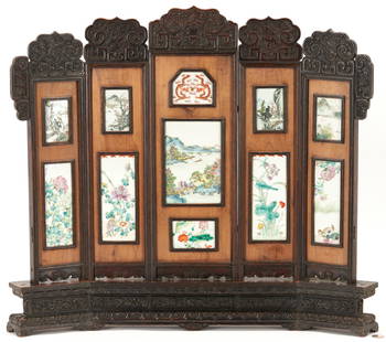 Chinese Qing Porcelain 5 Panel Table Screen: Chinese porcelain and hardwood screen, five panels inset with a total of eleven enameled porcelain plaques comprising five painted landscape scenes above five detailed scenes of birds, ducks and flowe