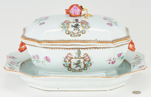 Chinese Export Armorial Tureen w/ Underplate: Chinese Export Armorial polychrome and parcel gilt porcelain tureen with lid and underplate, hexagonal form with serpentine edges, rabbit head handles, lid having pomegranate finial, enameled floral