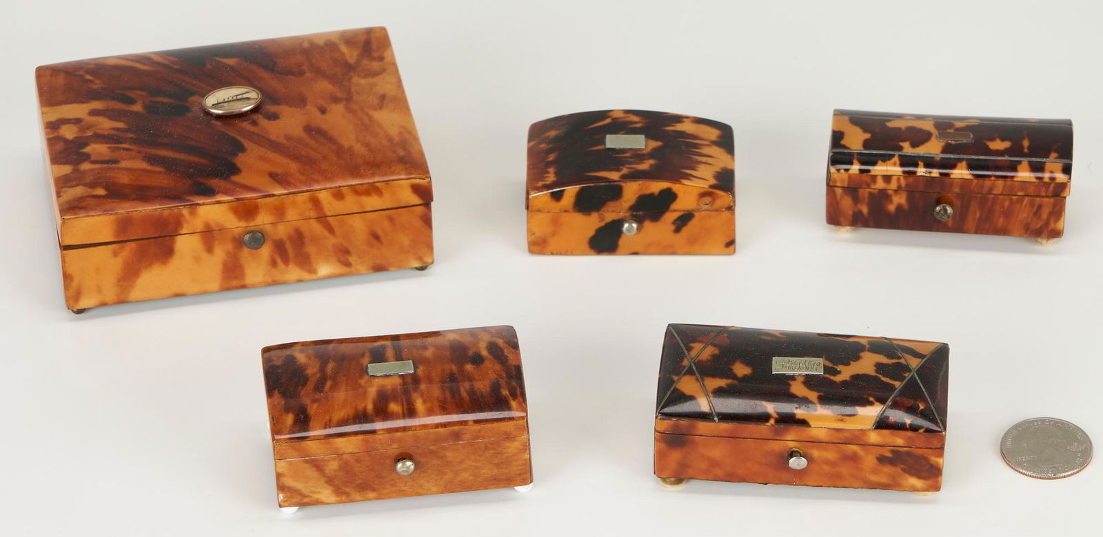 5 Miniature Tortoiseshell Boxes, incl. w/ Steamship Print & Snuff (1 of 16)