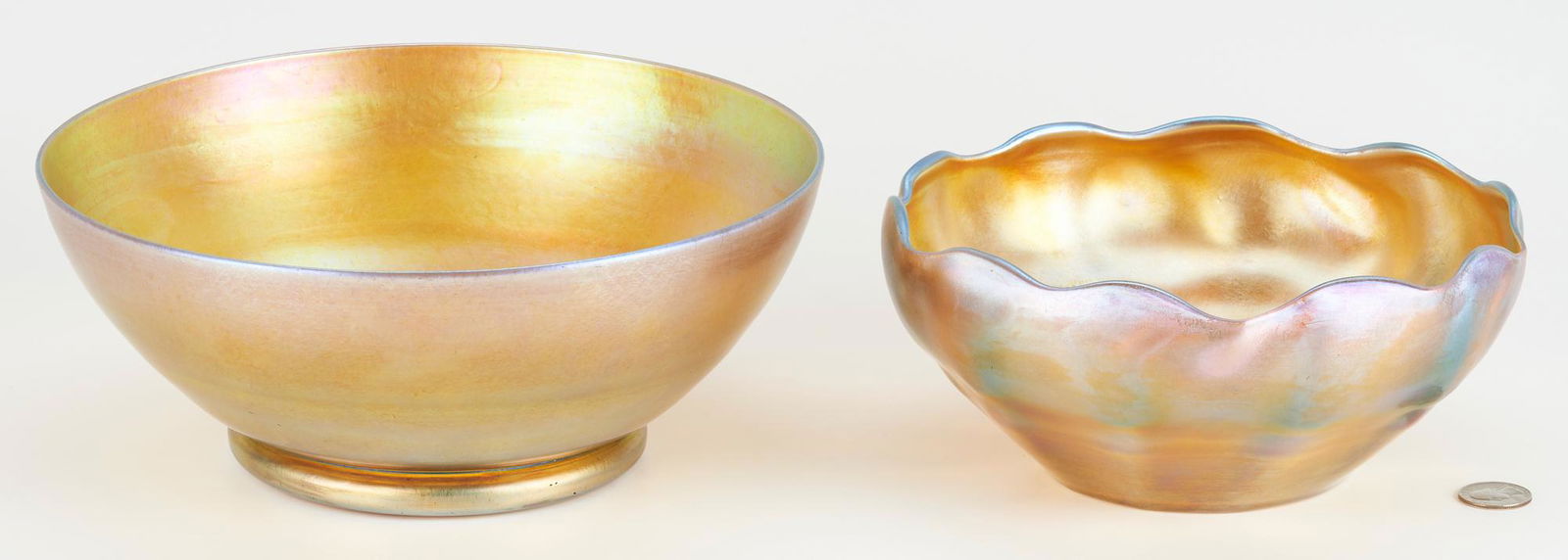 2 Large Tiffany Favrile Iridescent Art Glass Bowls (1 of 8)