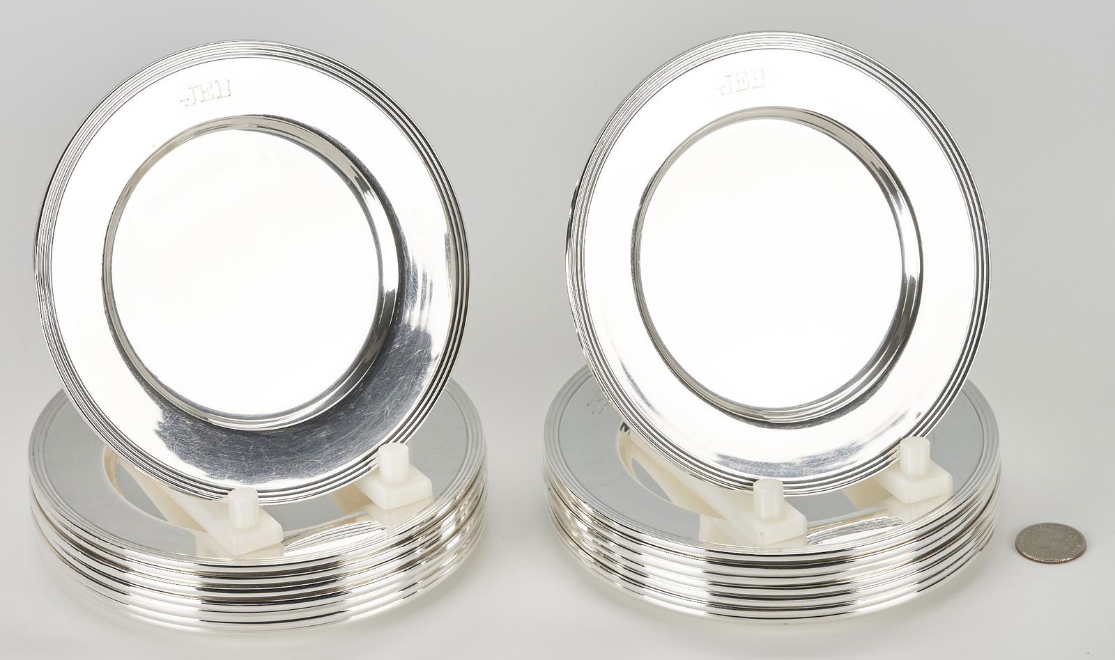 16 Sterling Silver Bread Plates (1 of 6)