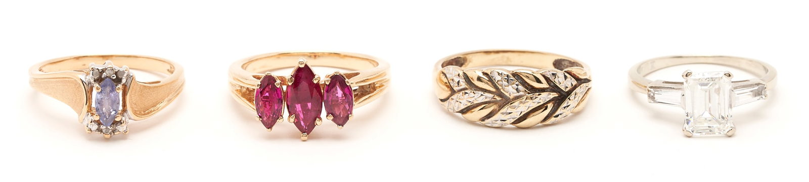 4 Yellow Gold Fashion Rings (1 of 10)