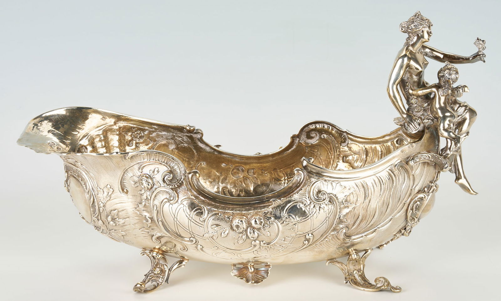 Continental Figural Silver Centerpiece or Serving Bowl (1 of 15)
