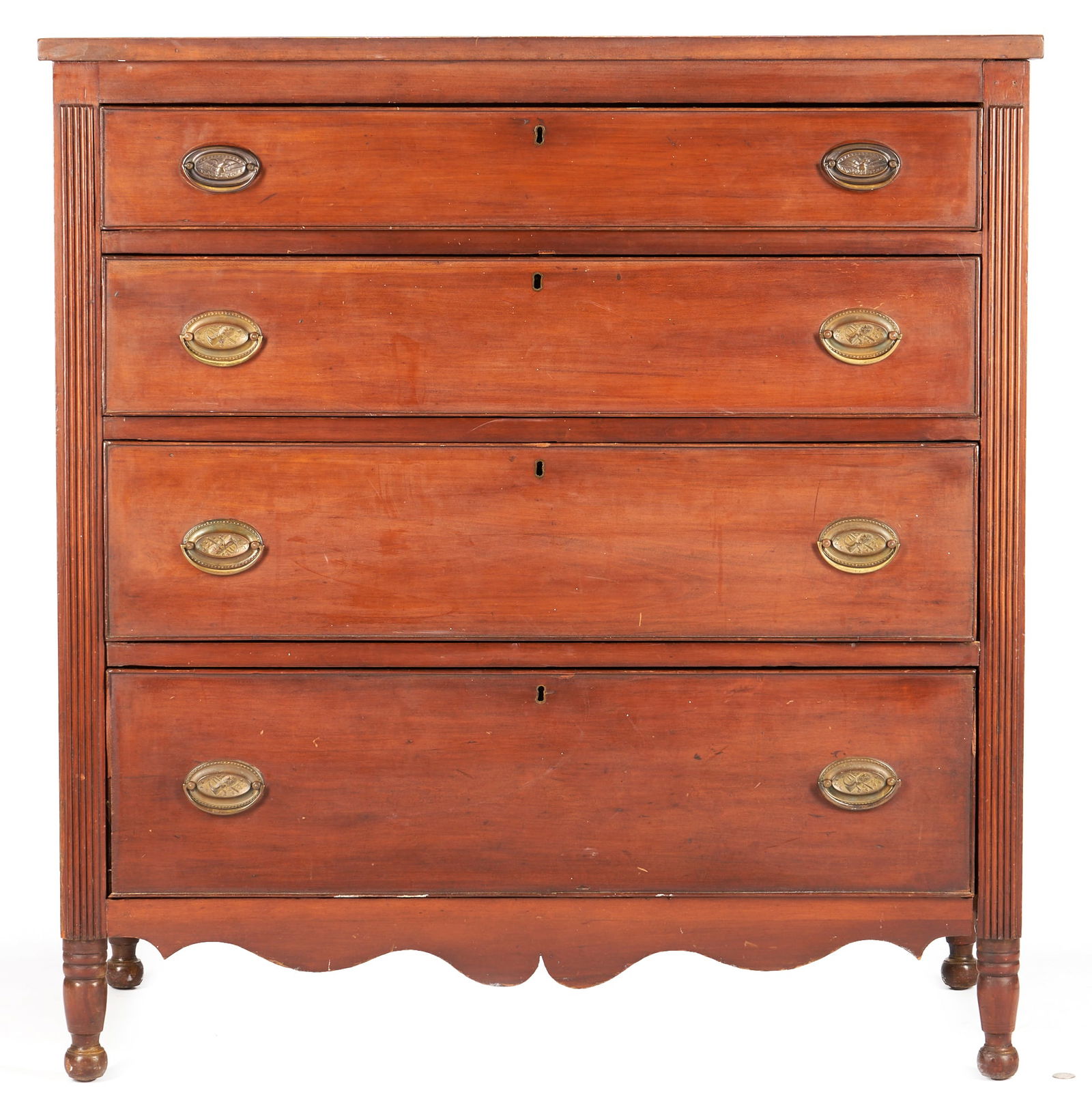 Southern Sheraton chest of drawers with reeded pilasters (1 of 20)