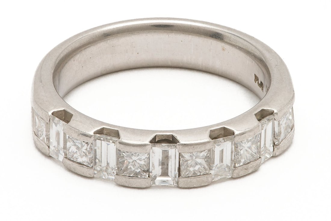 Ladies Platinum & Diamond Band (1 of 7)