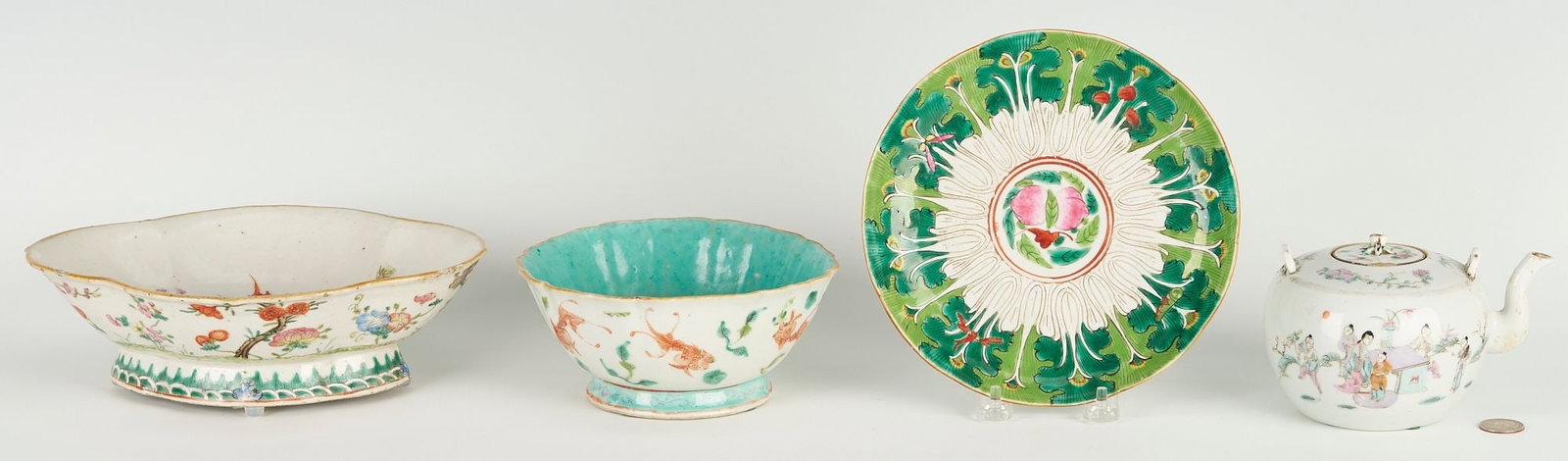 4 Chinese Famille Rose Porcelain Items (1 of 20)